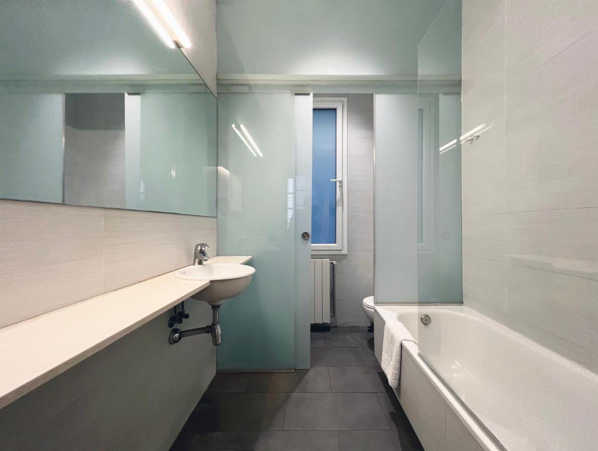 Plaza Catalunya IX Apartment برشلونة المظهر الخارجي الصورة
